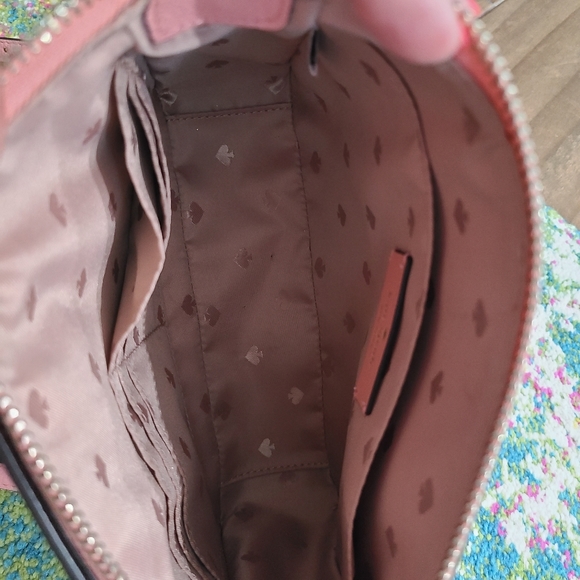 Kate Spade crossbody bag - Like New - Picture 14 of 15